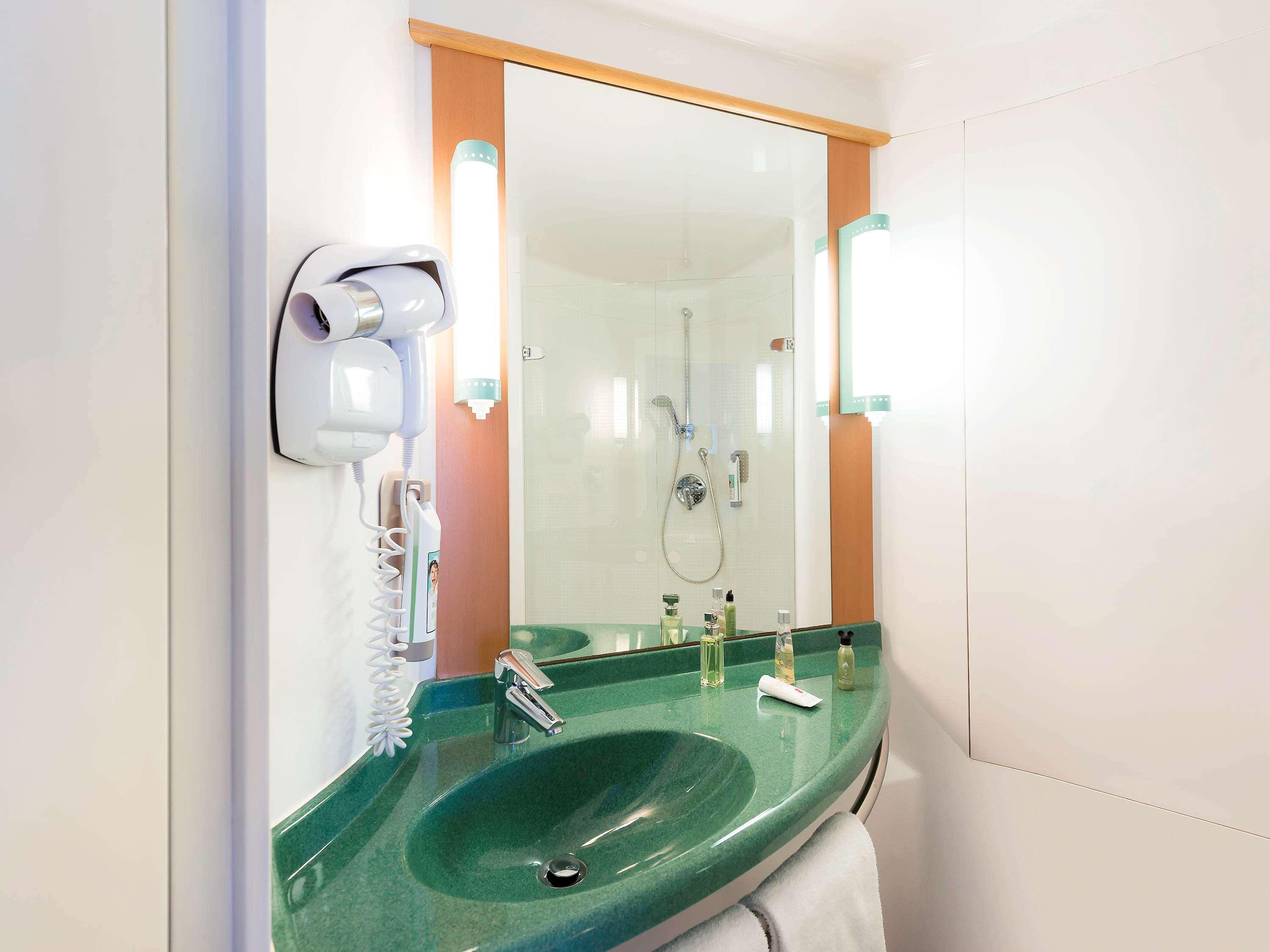 Ibis Luxembourg Sud Hotell Livange Exteriör bild