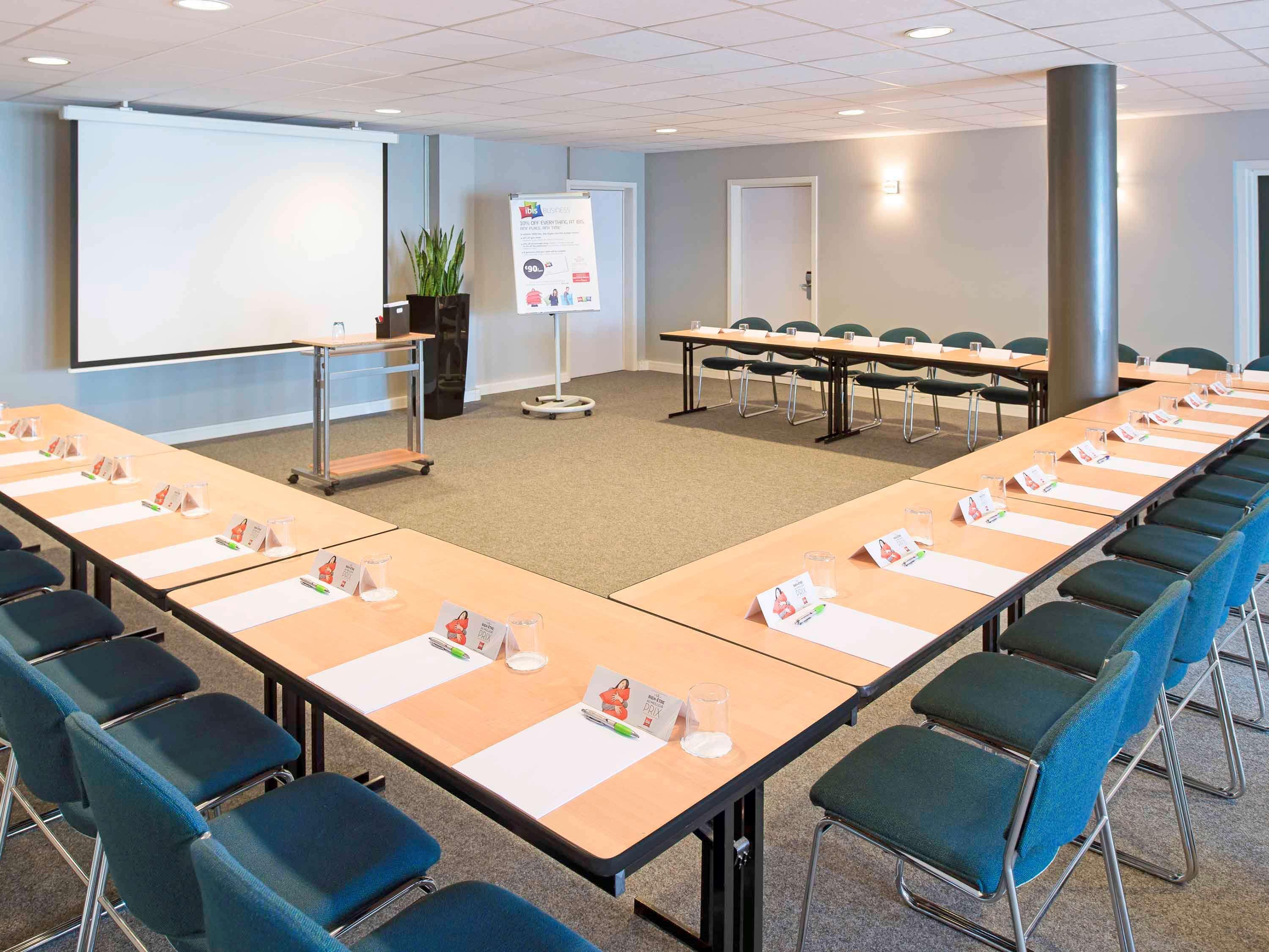 Ibis Luxembourg Sud Hotell Livange Exteriör bild